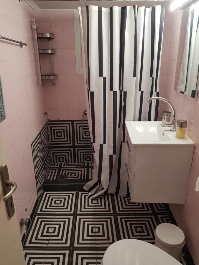 Quiet City Centre Apartment With Large Balcony テッサロニキ エクステリア 写真